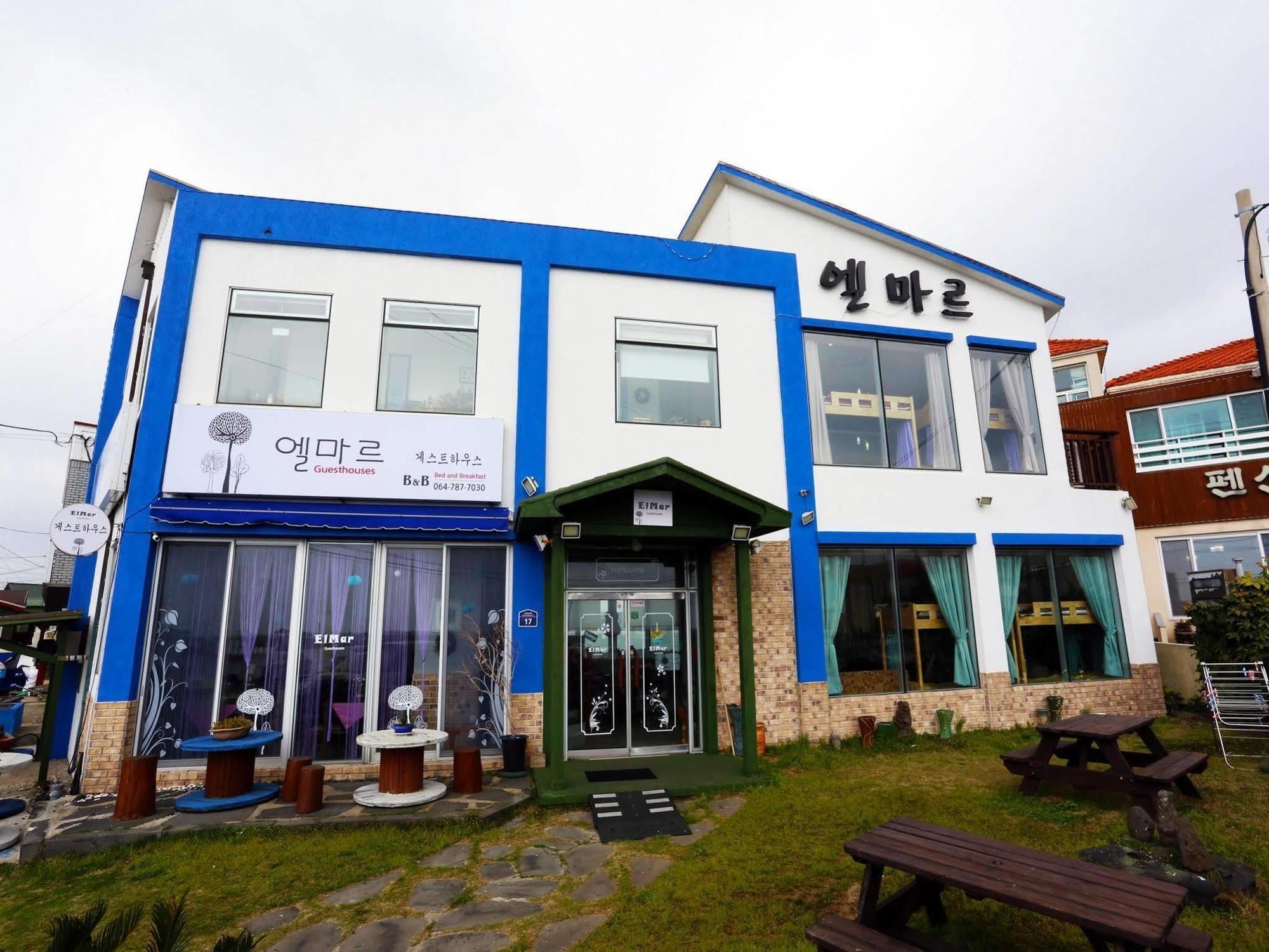 Haevichi Elmar Guesthouse ซอกวีโพ ภายนอก รูปภาพ