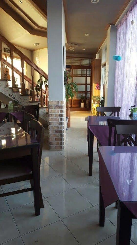 Haevichi Elmar Guesthouse ซอกวีโพ ภายนอก รูปภาพ